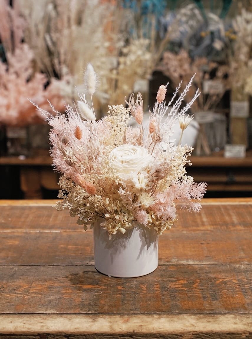 Dried Floral Arrangement Online Workshop - Image 2